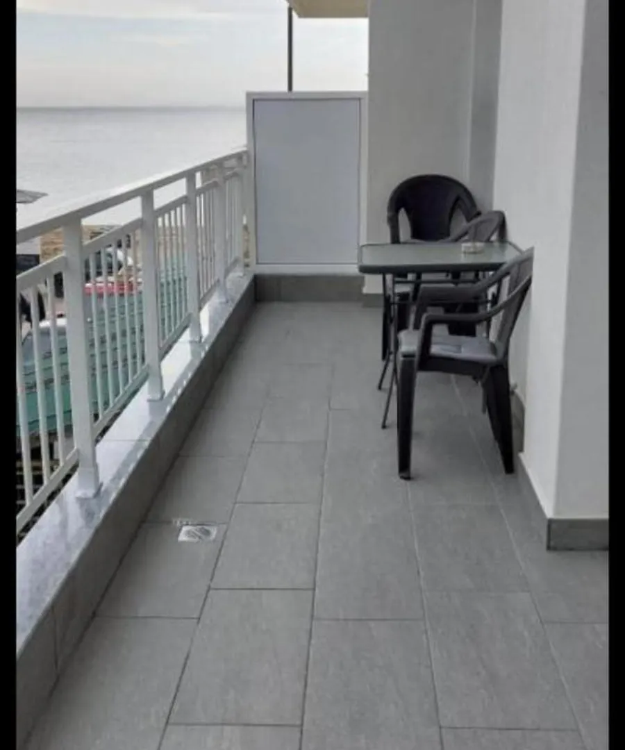 Umbrella Apartment Peraía