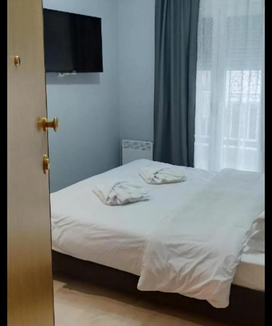 Umbrella Apartment Peraía 0*,  Grecia